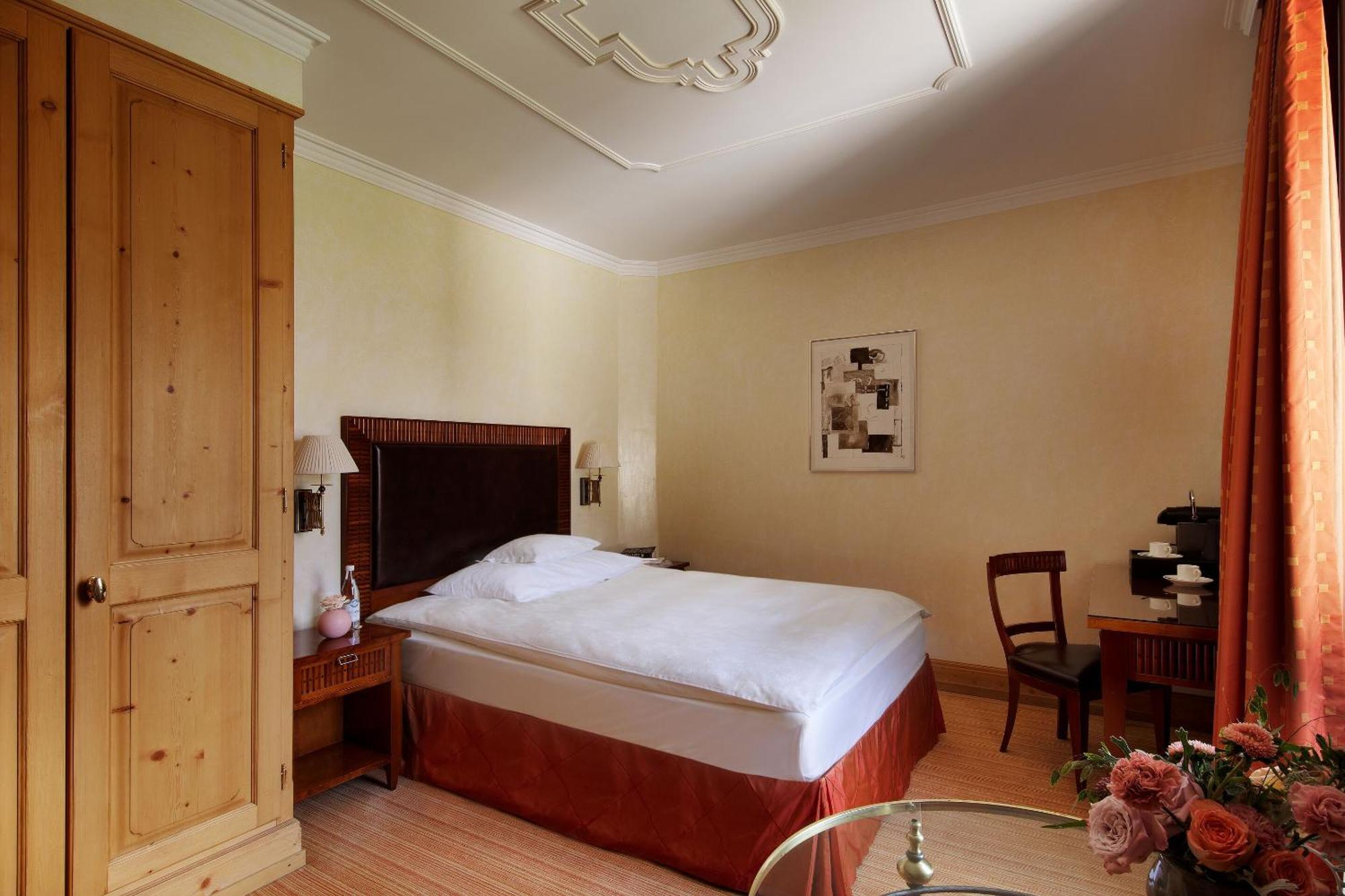Grand Hotel Kronenhof Pontresina Luaran gambar